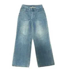 ストリート系　ワイドデニム