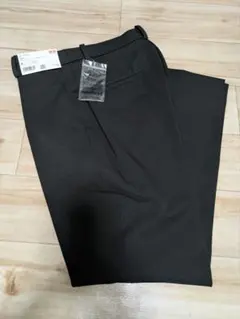 【新品】ユニクロ レディーススマートアンクルパンツ　黒　2WAYストレッチ M