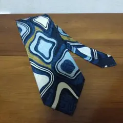 Item thumbnail for item c15dd1e9-561e-4e21-8da4-555ad4e31763