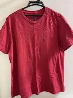 Tommy Hilfiger 赤 Tシャツ