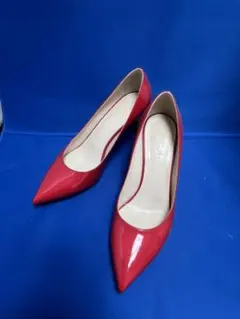 超美品バーニーズニューヨークパンプスのサムネイル