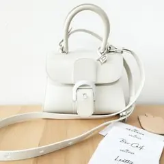 デルヴォー　ショルダーバッグ　ホワイト　ブリヨン　ミニ　レザー　2WAYバッグのサムネイル