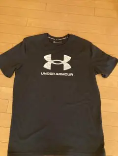 UNDER ARMOUR Tシャツ ブラック Lサイズ