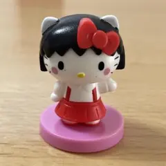 ハローキティコラボレーションチョコエッグ　ちびまる子ちゃんハローキティ