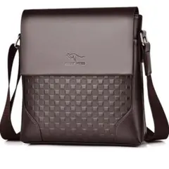 ワンショルダーバッグ メンズかばん 斜めがけボディ胸バッグ 肩掛け　ブラウン