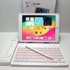 iPad 第5世代 Simフリー 128GB ケースとキーボードセット - メルカリ