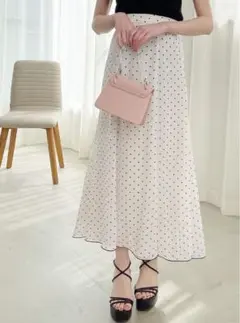 ドット柄シアーフレアスカート