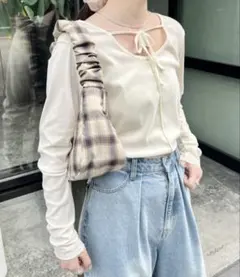 Item thumbnail for item 66f58138-ba4a-4a90-8fd2-74b71c88a680