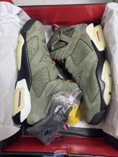 Travis Scott Nike Air Jordan 6 Oliveのサムネイル