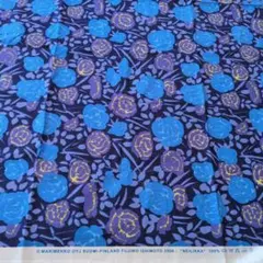 マリメッコ　Marimekko NEILIKKA