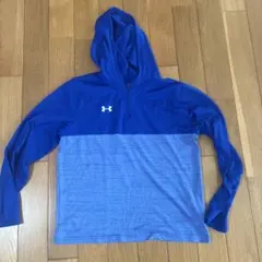 アンダーアーマー　パーカー　薄手　キッズ　Ｌ