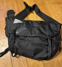 2026年最新】AND WANDER メッセンジャーの人気アイテム - メルカリ