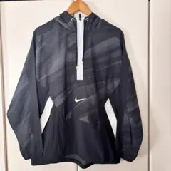 Nikeナイキ　ナイロンジャケット L ウインドブレーカー　アウター　パーカー