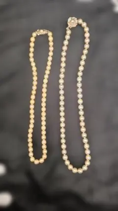 真*喜様 シルバー素材と組み合わせた2つのパールネックレス。