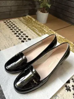 フェラガモ　ブラックパンプス 23.5