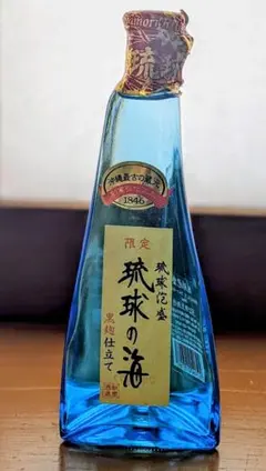 한정 류큐 아와모리 『류큐의 바다』 180ml 25도 류큐 유리제 병 포장 미개봉