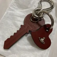 Vivienne Westwood 鍵型ハート型キーリング