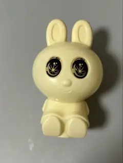 うさぎ フィギュア キーホルダー　レトロ