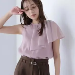 NATURAL BEAUTY BASIC アシメフリルシアーブラウス （ピンク）のサムネイル