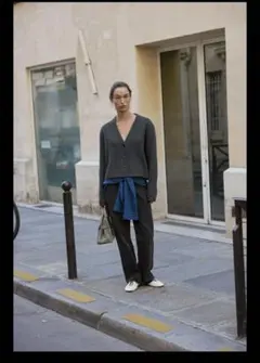 ZARA Vネックニットカーディガン　今期　Mサイズ