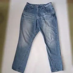 and itデニム　サルエルパンツ　ゆるカジ　ゆるダボ　Ｍサイズのサムネイル