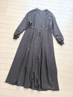 GLACIER lusso サイドプリーツ 長袖 ロングワンピース 袖ゴム 上品