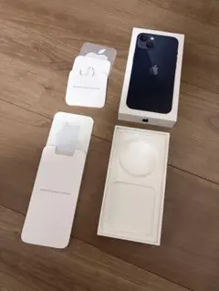Apple iPhone 13 ミッドナイト付属品等