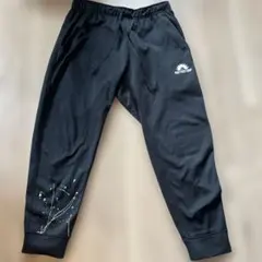 Nike Body Shop スウェット　Therma-FIT（サーマフィット）