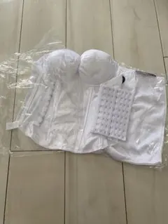 ストラップレスコルセット D75 ホワイト