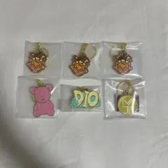 ジョジョの奇妙な冒険 キーホルダー H賞 2種セット - メルカリ