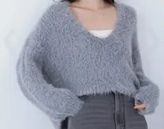 【美品】ブルー　グレー Vネック ファーセーター　ニット　ざっくりニット