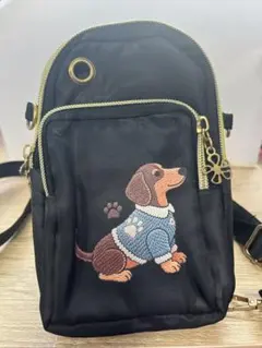 【新品】ダックスフンド柄 スマホポーチ ショルダーバッグ 黒