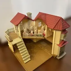 12月16日まで最終価格！あかりの灯る大きなお家　シルバニアファミリー人形付き