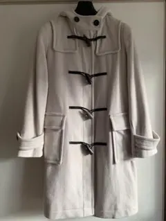 オフホワイトダッフルコート フード付き