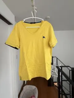 BURBERRY BLACK LABEL VネックTシャツ　イエロー