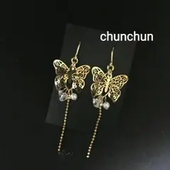 蝶々ゆらゆらピアス