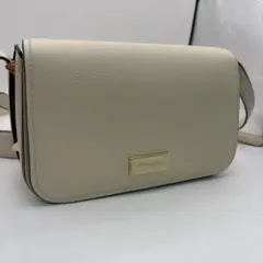 s*7様 ケイトスペード　ショルダーバック　シンプル　ホワイト　小さめ