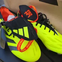 Item thumbnail for item 70413476-8ef7-4df5-8ef0-9757a57180e9