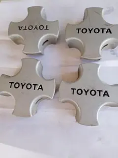 車のパーツ