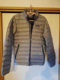 patagonia ダウンジャケット XS シルバーグレー　XS