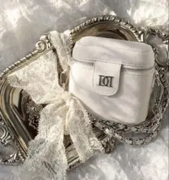 【　新品　未開封　】ダーリッチノベルティキャビアスキンレザーミニポーチ