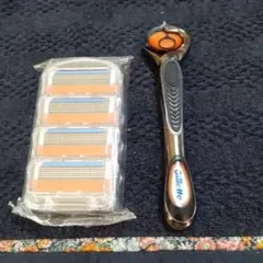 Item thumbnail for item a2bdff75-f7a7-4c64-a31e-7f0cec17235d