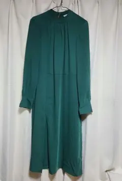 H&M ワンピース 背中 タイト ロング 緑 グリーン 無地 くるみボタン