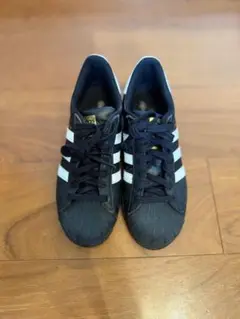 アディダス　スーパースター