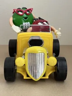 M&M's クラシックカー フィギュア - メルカリ