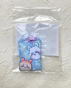 ちいかわ　友情 お守り モモンガと古本屋 カニ