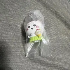 ちいかわ　映画人魚の島のひみつ　たべものいっぱいマスコット ガチャガチャ
