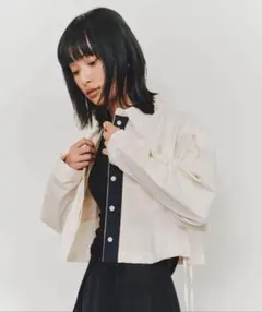 美品 UNITEDTOKYO タックスリーブショートシャツ 長袖 ホワイトのサムネイル