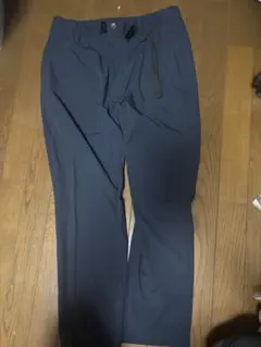 New Balance ナイロンパンツ ネイビーのサムネイル
