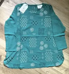 新品タグ付き　カットソー